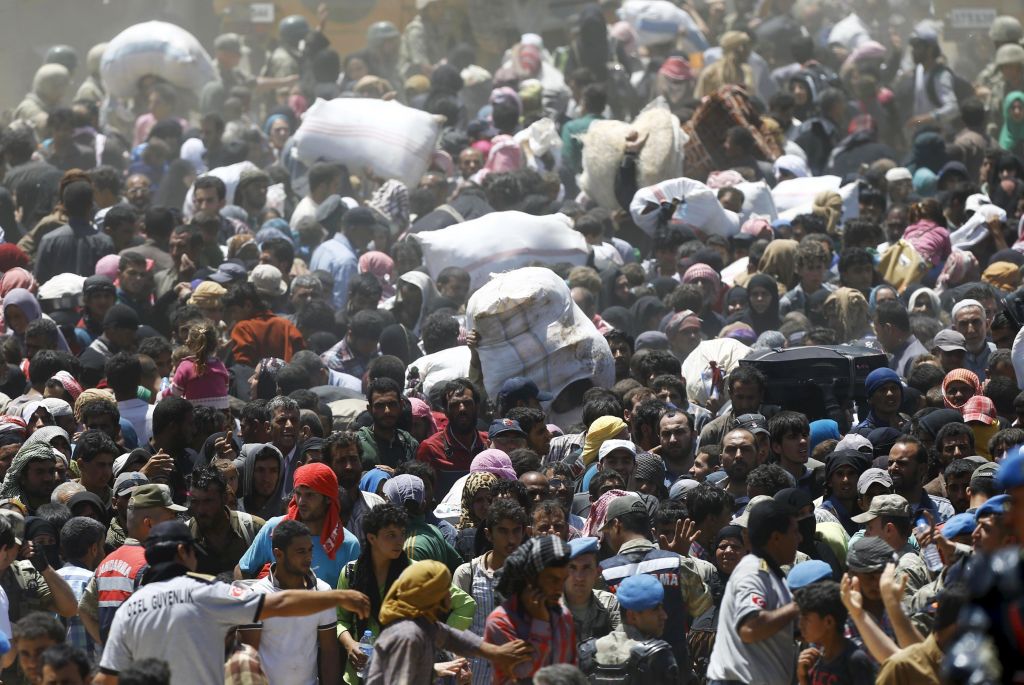 Ρ. Φισκ: Oι συνοριακοί φρουροί των Σκοπίων δέρνουν πρόσφυγες από τη Συρία