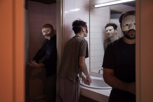 Νίκος Χατζόπουλος: Ολο το παιχνίδι της ζωής παίζεται ανάμεσα σε δύο ρόλους