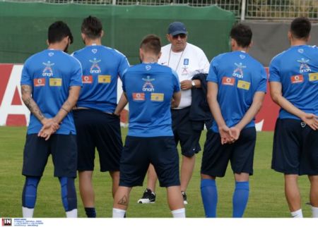 Φερόε – Ελλάδα 2-1: Ταφόπλακα στις τελευταίες ελπίδες για πρόκριση