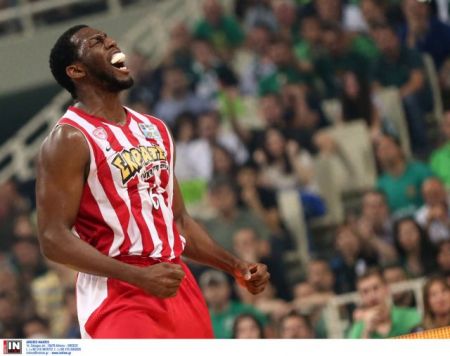 Ολυμπιακός: Ο Ντάνστον ενημέρωσε ότι φεύγει