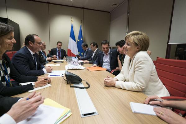 Tsipras, Merkel and Hollande agree to intensify negotiations