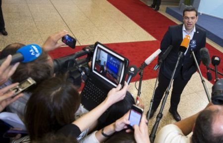 Ευρωμαραθώνιο για το θέμα του χρέους ξεκινά ο Αλ.Τσίπρας