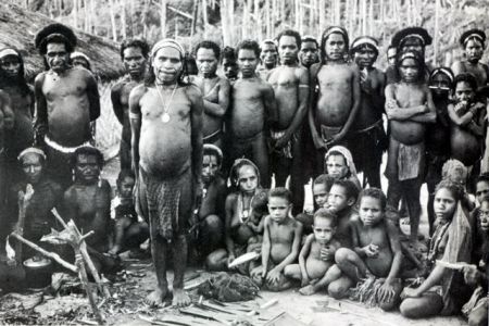 Πώς μια φυλή κανίβαλων απέκτησε ανοσία στη σπογγώδη εγκεφαλοπάθεια