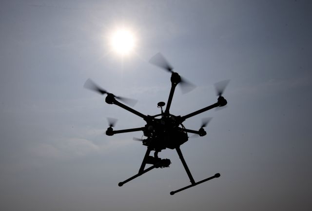 Έρχεται νόμος για την ελεγχόμενη χρήση των drones