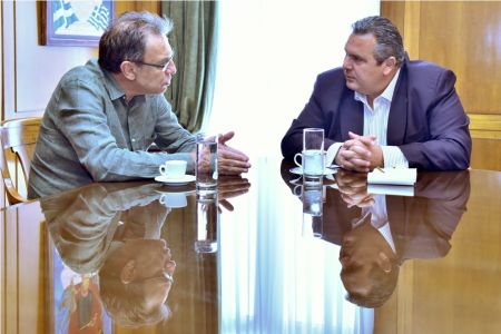 Εκπομπή για τις Ενοπλες Δυνάμεις αποφάσισαν Καμμένος-Τσακνής