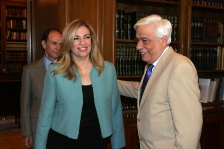 Συνάντηση Παυλόπουλου – Γεννηματά στις 6μμ της Πέμπτης