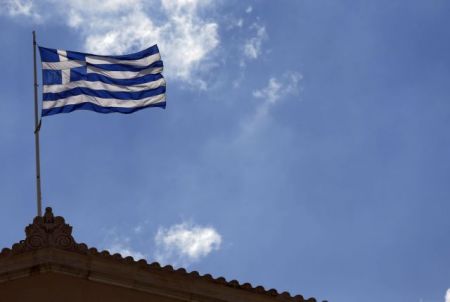 OECD predicts Greek economy will recover in the second half of 2016