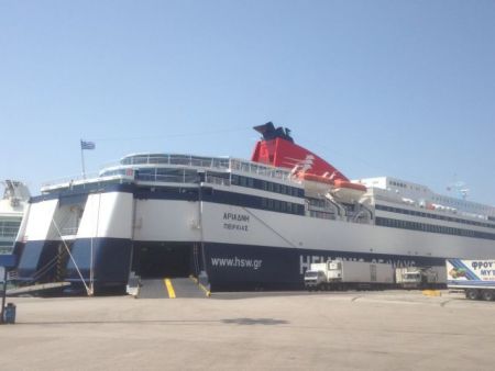 Δένουν τα πλοία λόγω τετραήμερης απεργίας της ΠΝΟ