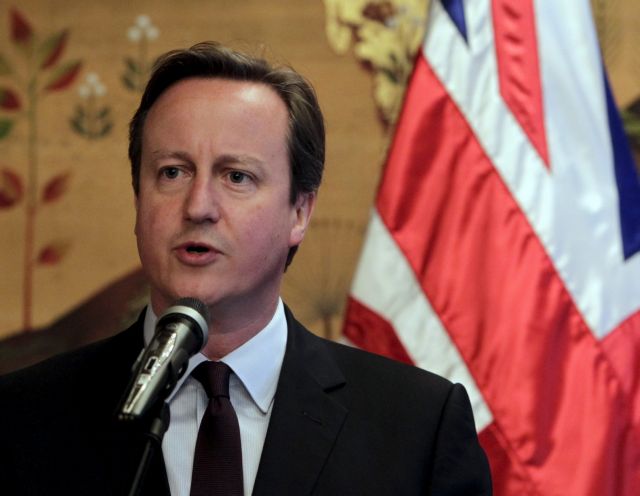 Η Βρετανία θα δεχθεί μερικούς Σύρους πρόσφυγες, υπόσχεται ο Κάμερον