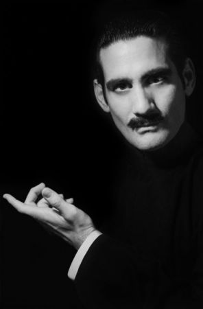 O Καζαντζάκης πρέπει να ξαναμπεί στα βιβλιοπωλεία