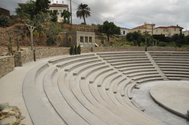 Η Ανδρος εγκαινιάζει το φεστιβάλ της