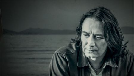 Ο Γιάννης Κότσιρας «Αυτοπροσώπως» στον Νίκο Θρασυβούλου