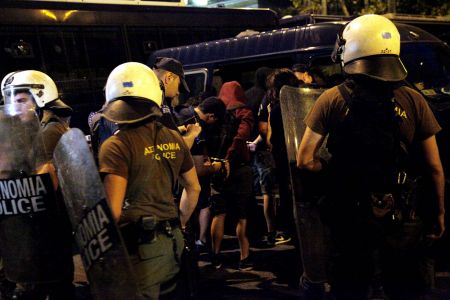 Αναστέλλονται όλες οι άδειες των αστυνομικών