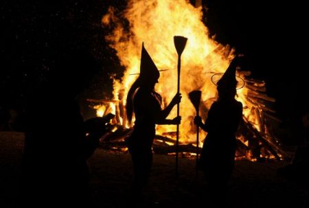 Τανζανία: Πέντε γυναίκες δολοφονήθηκαν σε «κυνήγι μαγισσών»