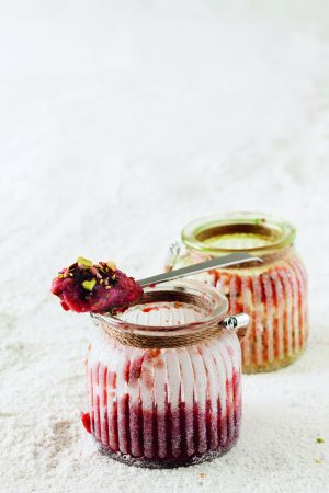 Πουρές με παντζάρι και σκόρδο