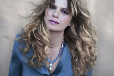 Ελένη Τσαλιγοπούλου: Το τραγούδι είναι άγιο πράγμα