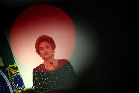 Μαραθώνια η συνεδρίαση της Γερουσία μάλλον «ρίχνει» τη Ρούσεφ