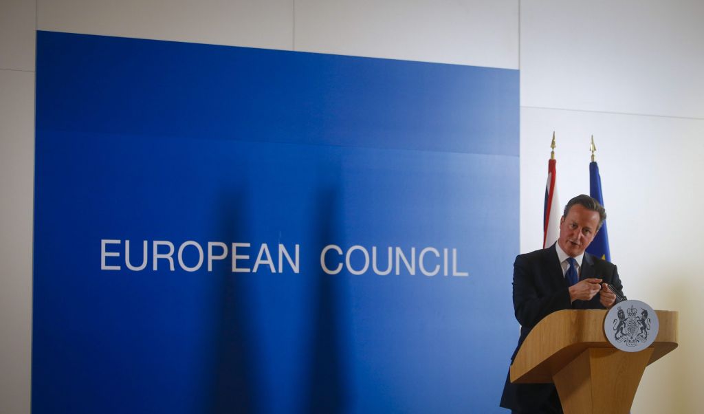 Κάμερον: Εκκληση προς Ελλάδα και εταίρους για βιώσιμη λύση