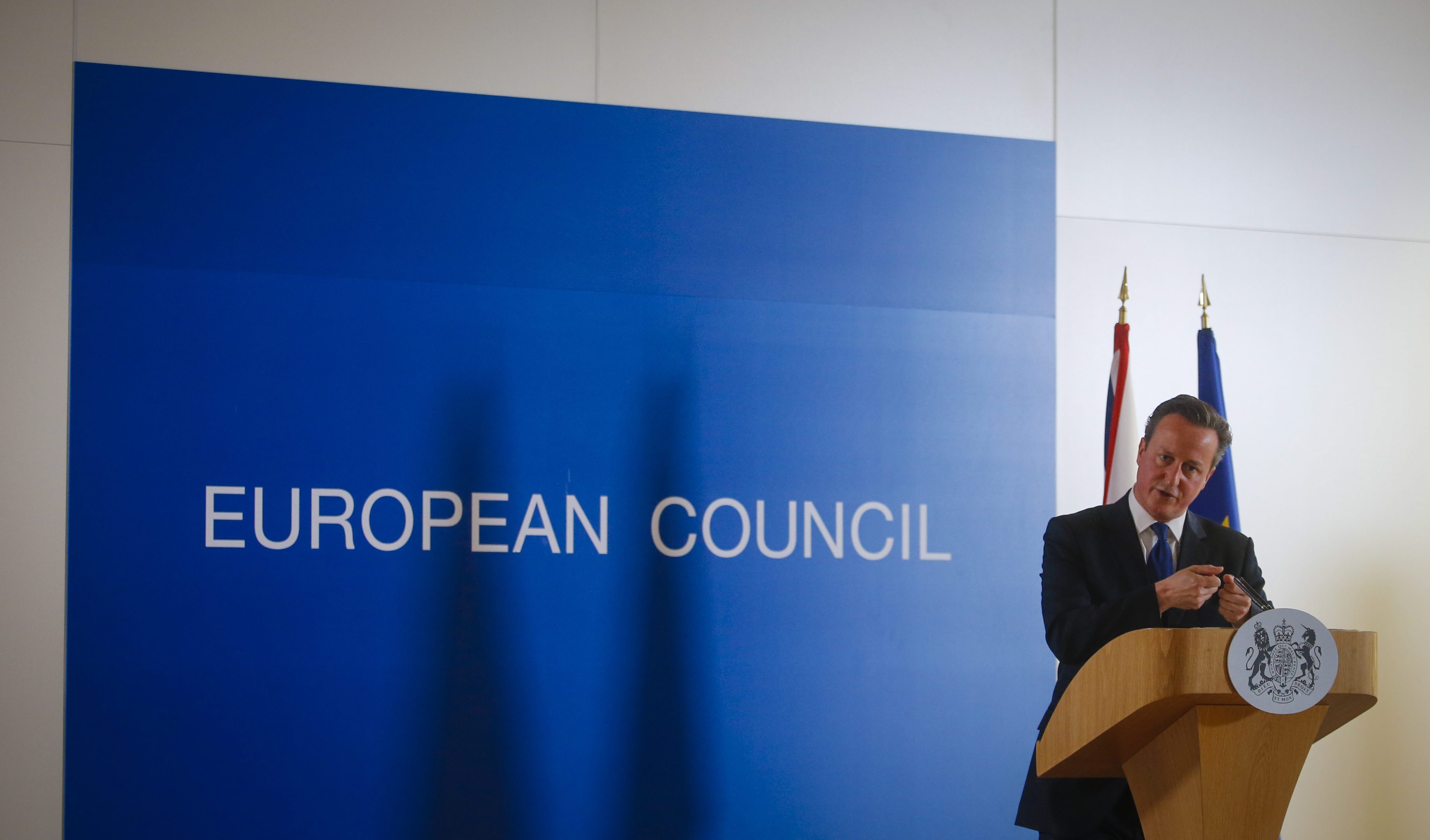 Κάμερον: Εκκληση προς Ελλάδα και εταίρους για βιώσιμη λύση