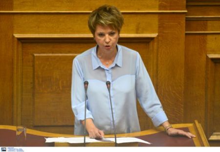 Γεροβασίλη: Η κυβέρνηση επικεντρώνεται στη διαπραγμάτευση