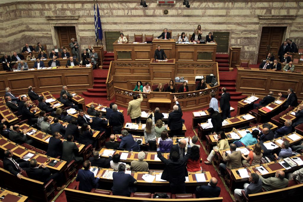 Ραγδαίες εξελίξεις – Σε επιφυλακή το πολιτικό σύστημα