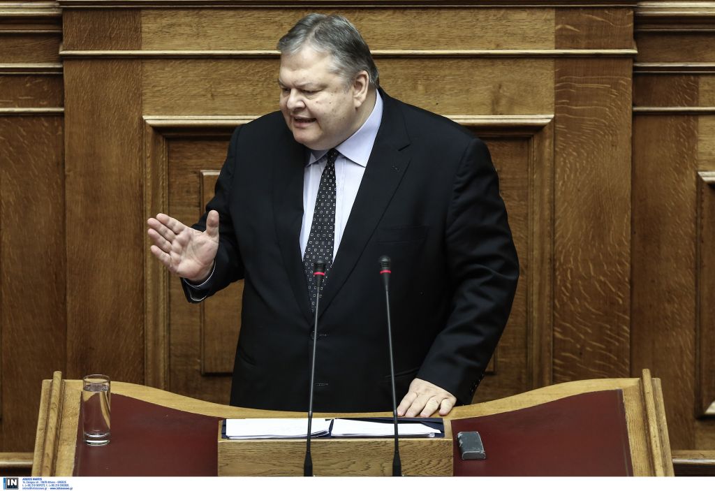 Βενιζέλος: «Πανικόβλητος ο Τσίπρας, δεν σέβεται το εθνικό συμφέρον»