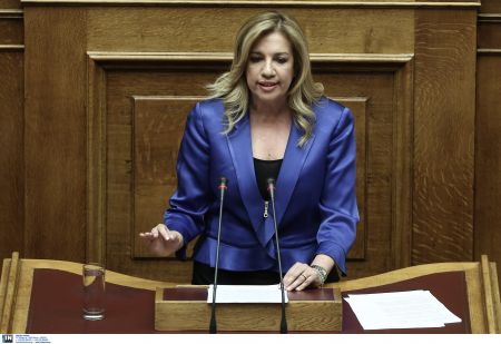 Φώφη Γεννηματα: Εκτός τόπου και χρόνου ο κ. Τσίπρας