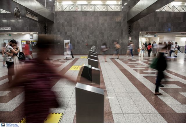 Νέα τιμολογιακή πολιτική στις συγκοινωνίες εξήγγειλε ο Σπίρτζης