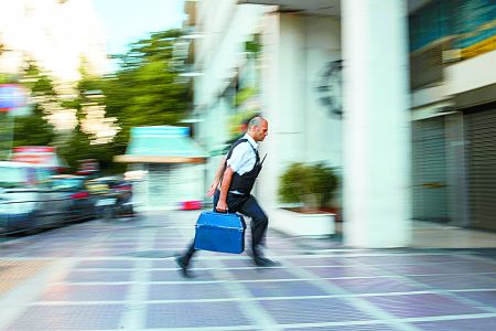 Ελέγχος τραπεζικών λογαριασμών στους υπό ένταξη στον νόμο Κατσέλη