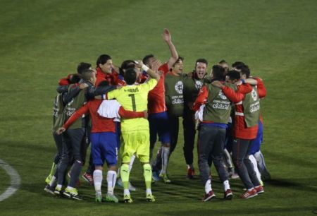 Η Χιλή προκρίθηκε στoν τελικό με 2-1 το Περού