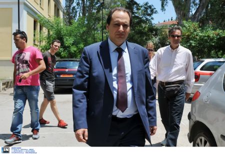 Οδηγίες Χρ.Σπιρτζή για ελεύθερη μετακίνηση ανέργων και διαγραφή προστίμων