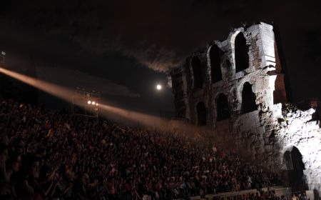 Αναβάλλεται η «Κάρμεν» στο Ηρώδειο