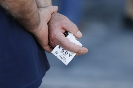 Τραπεζική αργία: Πως θα λειτουργήσουν οι τράπεζες στις 30/3 και 2/4