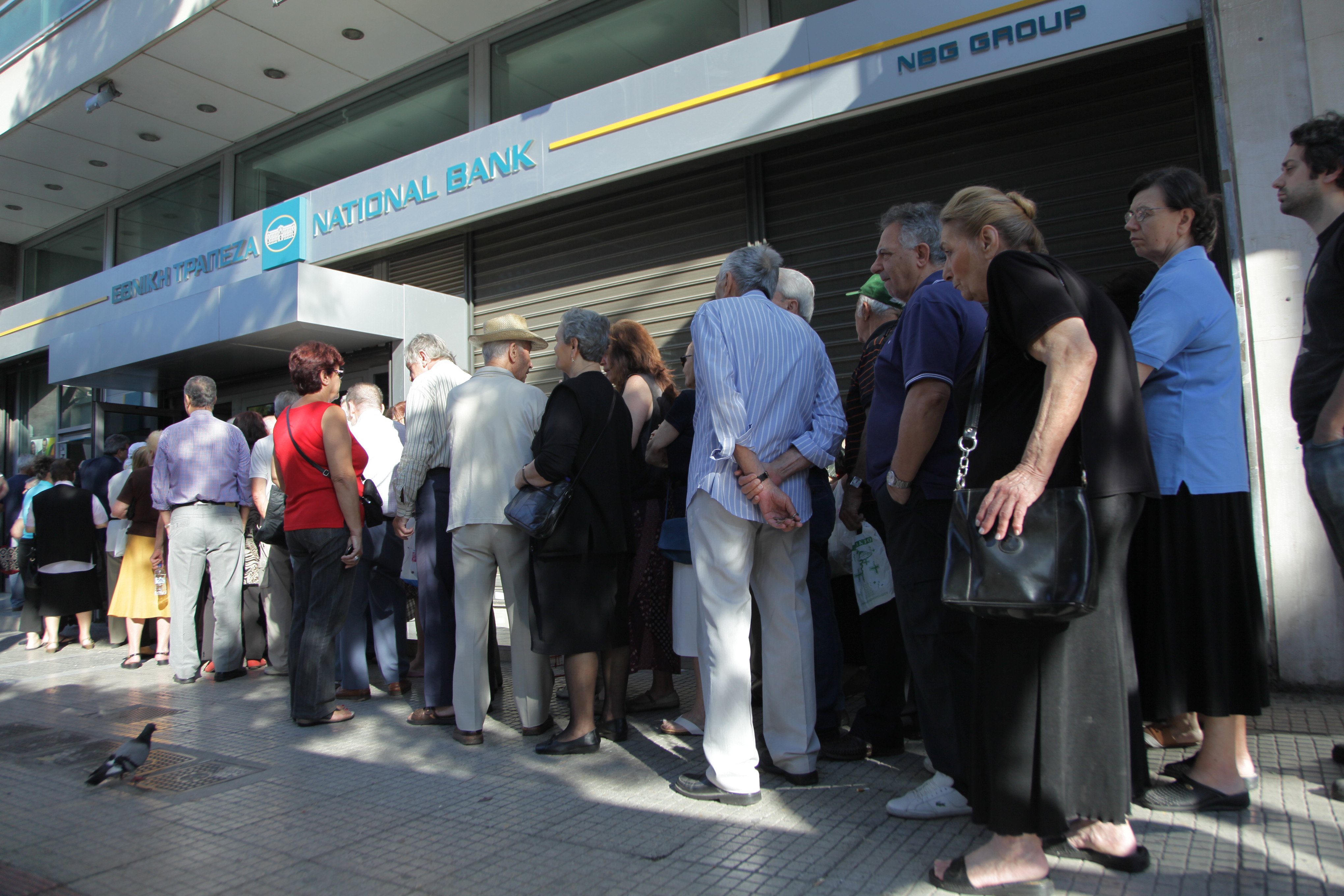 Βαρουφάκης: «Ναι» ή «Οχι» την Τρίτη θα ανοίξουν οι τράπεζες