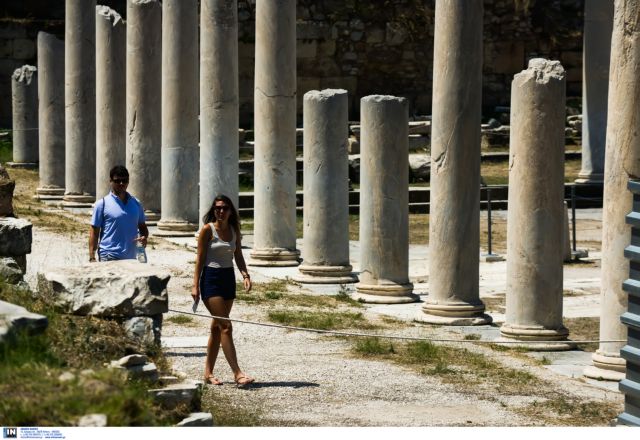 Ταξιδιωτικό ισοζύγιο: Μείωση 4,8% σε εισπράξεις και 3,2% στη μέση δαπάνη το α’ τρίμηνο