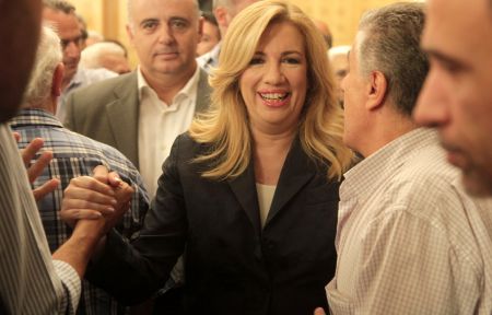 Φώφη Γεννηματά: «Ψηφίζουμε για τη δημοκρατία και την αξιοπρέπεια»