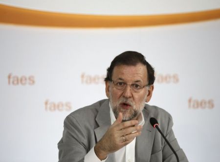 Ραχόι: Ελπίζω ότι η Ελλάδα θα παραμείνει στη ζώνη του ευρώ