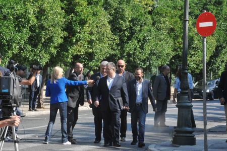 Δ.Κουτσούμπας: Ούτε μνημόνιο, ούτε Grexit