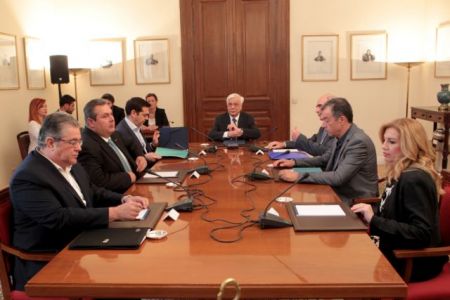 Το παρασκήνιο της σύσκεψης των αρχηγών