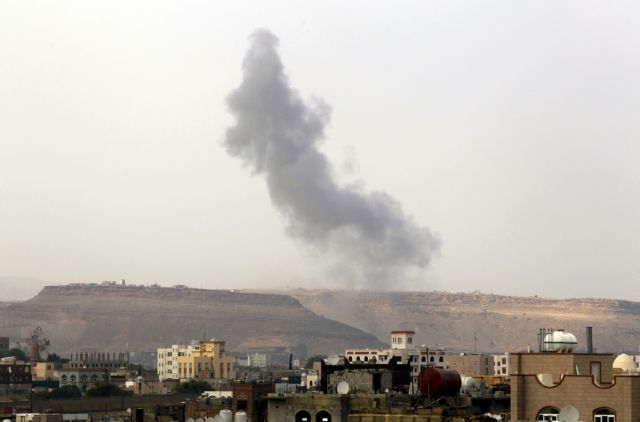 Υεμένη: Δεκάδες νεκροί από αεροπορικές επιδρομές