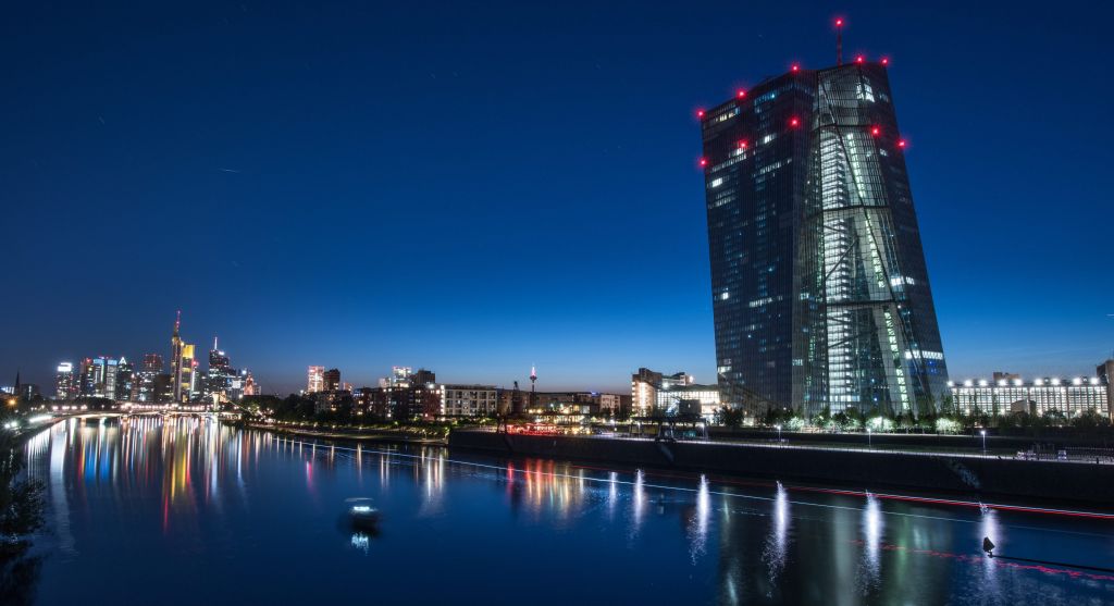 Κατά 80 εκατ. ευρώ μειώθηκε η χρηματοδότηση των τραπεζών από τον ELA