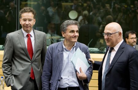 Πυρετώδεις διαβουλεύσεις για τις ελληνικές προτάσεις