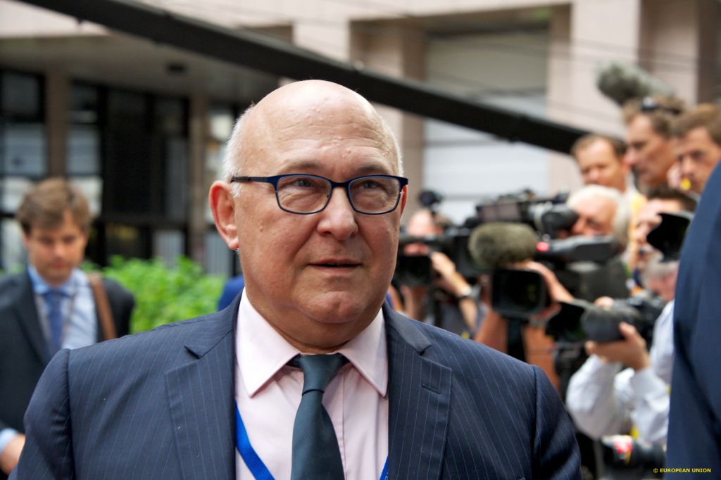 Σαπέν: Συμφωνούμε με το ΔΝΤ για την ελάφρυνση του ελληνικού χρέους