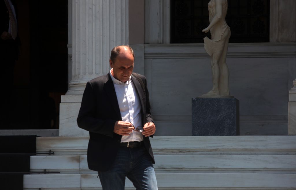 Τσίπρας – Σταθάκης: Συνάντηση για τις κατεδαφίσεις αυθαιρέτων