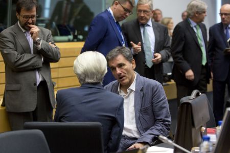 «Πράσινο φως» για τα 2+10 δισ. ευρώ δίνει το EuroWorking Group