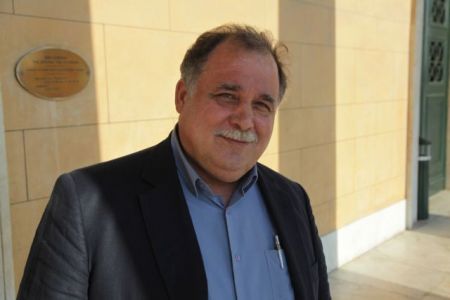 Leoutsakos: “The government should not have signed the agreement”