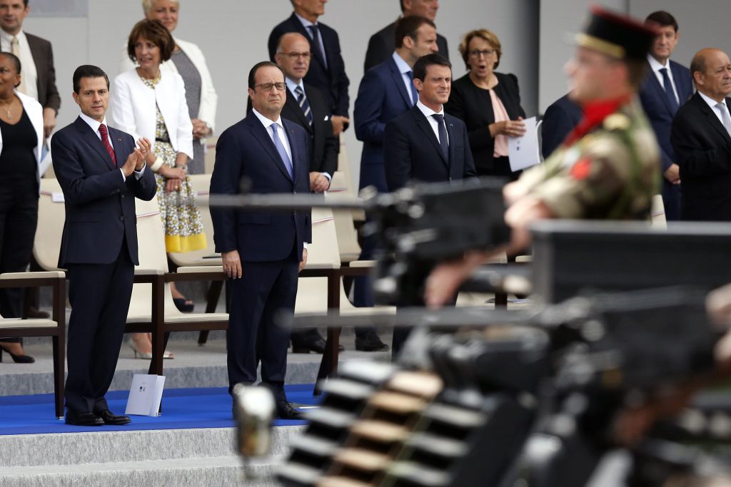 Ημέρα της Βαστίλλης: Στο επίκεντρο της ομιλίας Ολάντ ο Τσίπρας