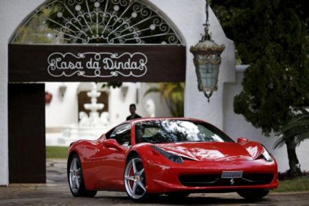 Η Ferrari μπαίνει στο Χρηματιστήριο της Νέας Υόρκης