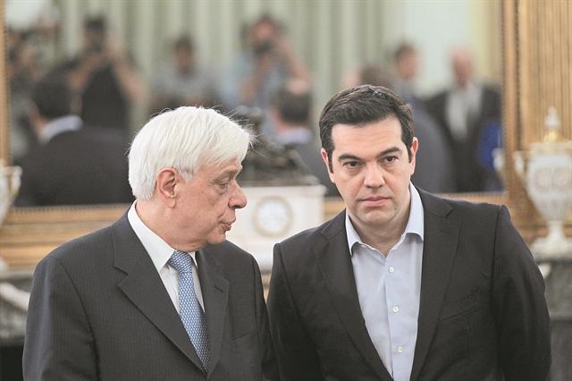 Δεύτερες σκέψεις στον ΣΥΡΙΖΑ για Παυλόπουλο