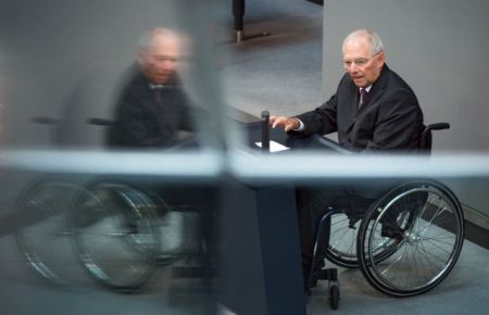 Σόιμπλε: Η ΕΕ να ανακτήσει τον έλεγχο των εξωτερικών της συνόρων